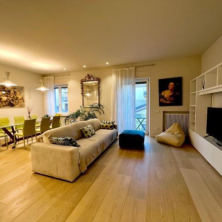 Parigino Apartment Верона Екстериор снимка