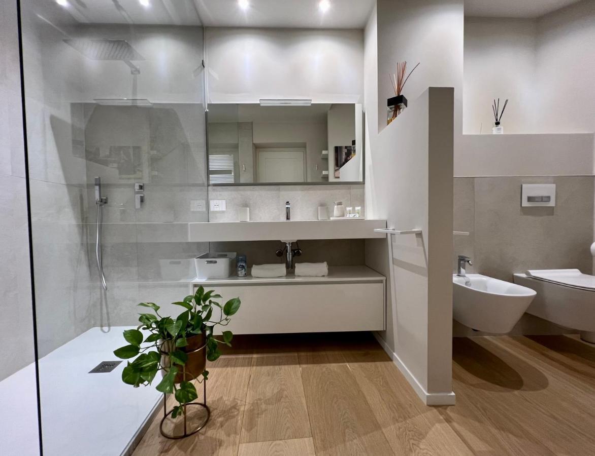Parigino Apartment Верона Екстериор снимка